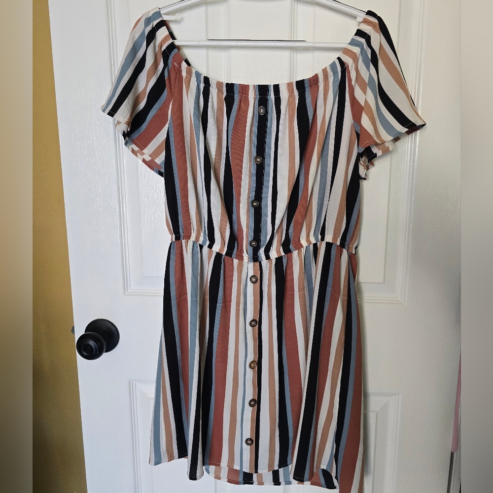 Justify Striped Off-Shoulder Midi Dress in White, Black, Tan, Rust